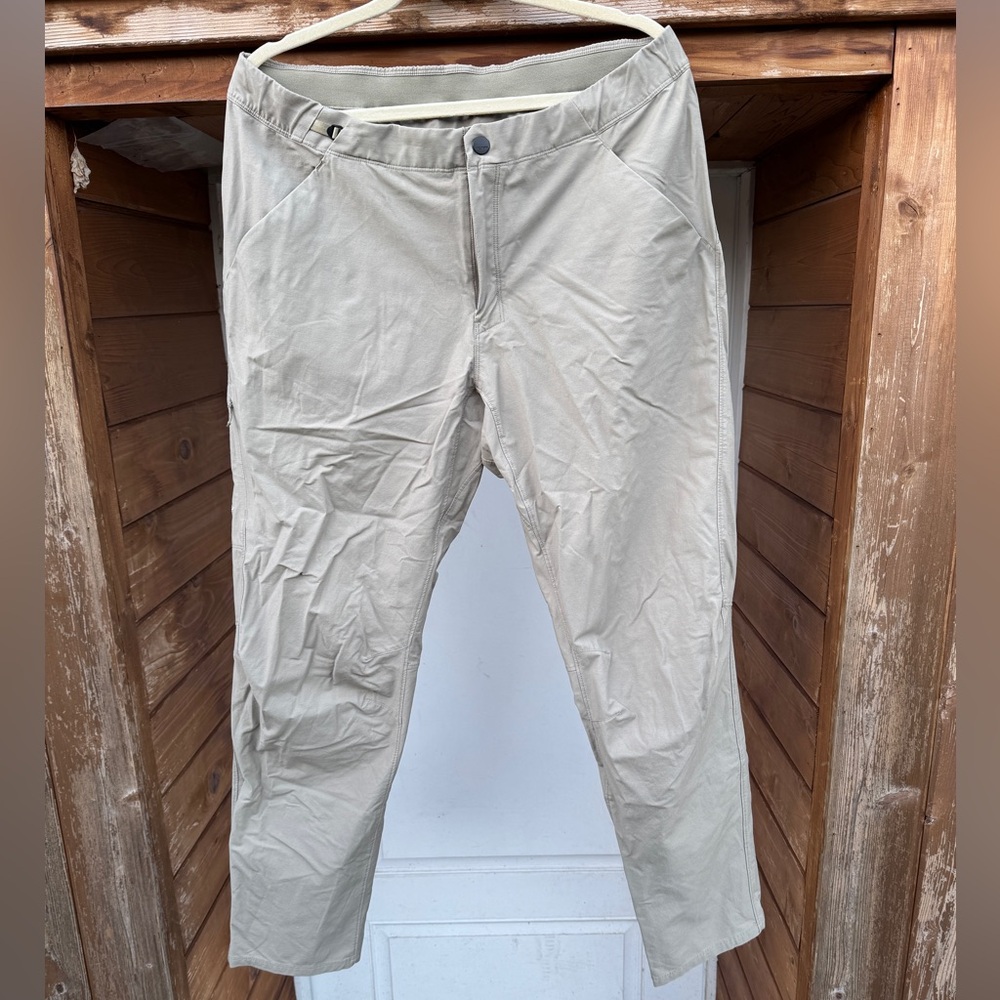 Arc’teryx Casual Pants Women’s Size 14 Beige - Picture 2 of 5